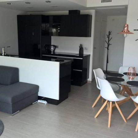 Sun Terrace Apartment 또레비에하 외부 사진